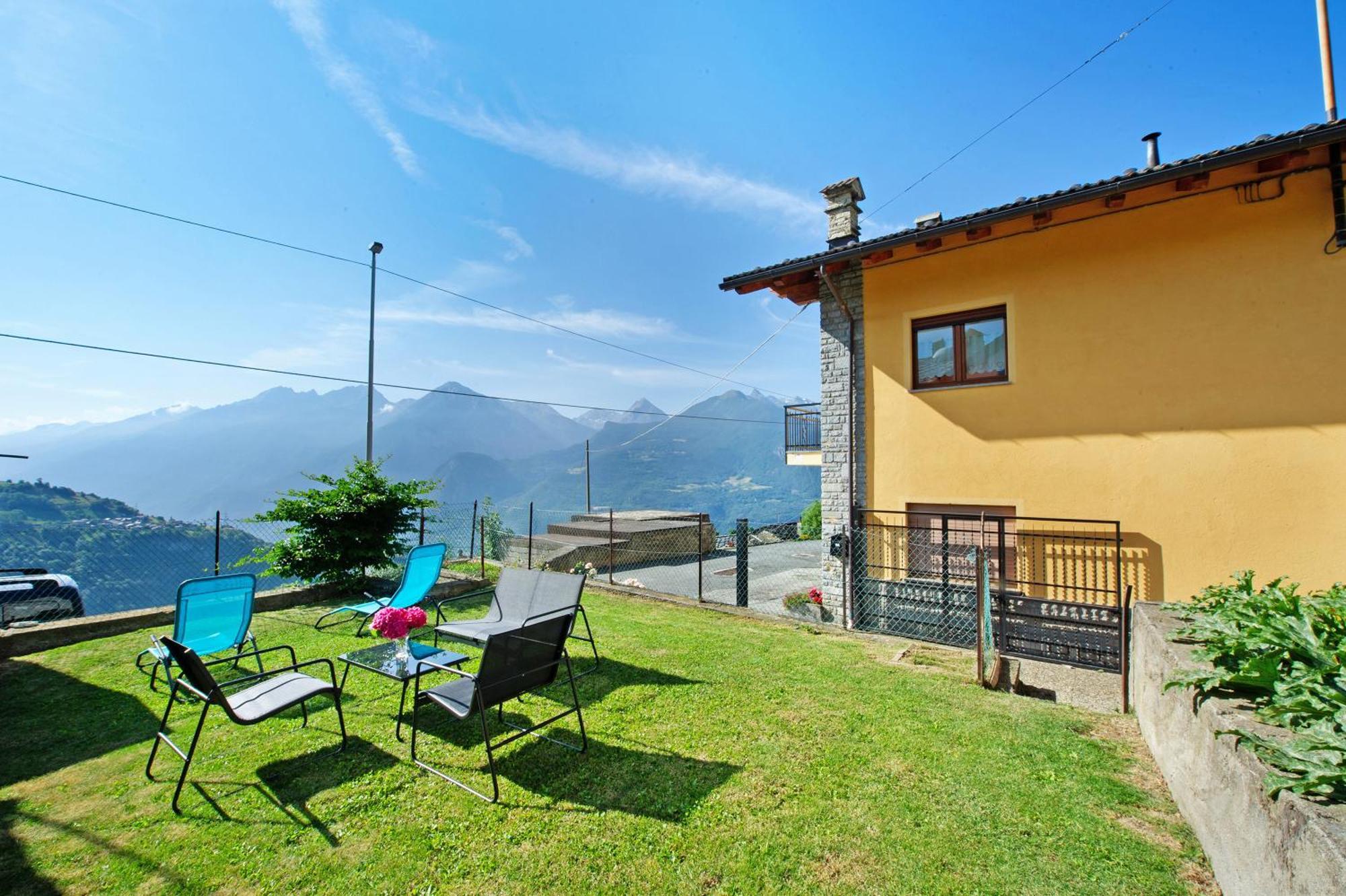 Il Piccolo Nido Apartment Аоста Екстериор снимка